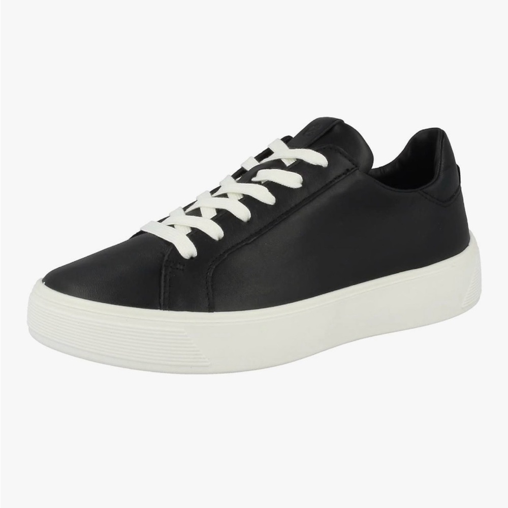 EUC Ecco Street Tray Womens’s Black Leather Sneakers White Sole, size 11 (EU 42)
